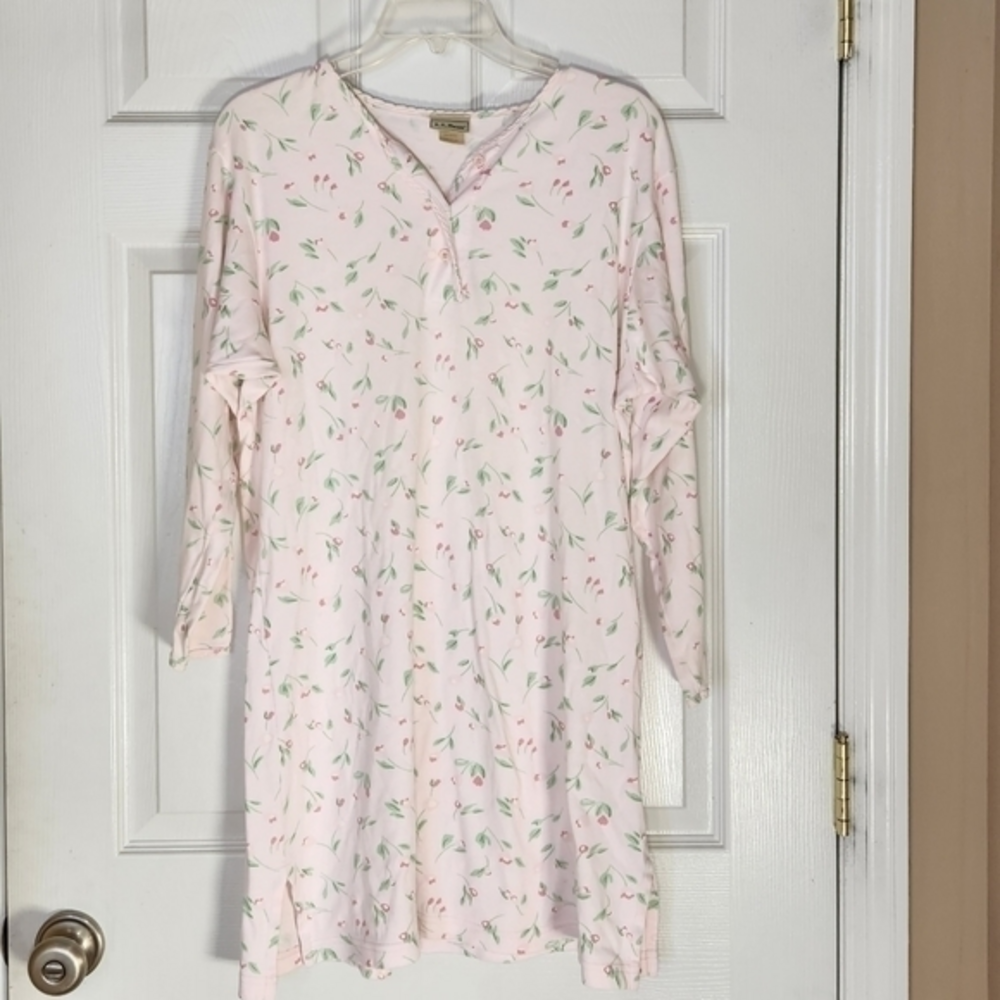 LL Bean Long Sleeve Floral‎ Sleepshirt NightGown Small 3 Button 100% Cotton VTG